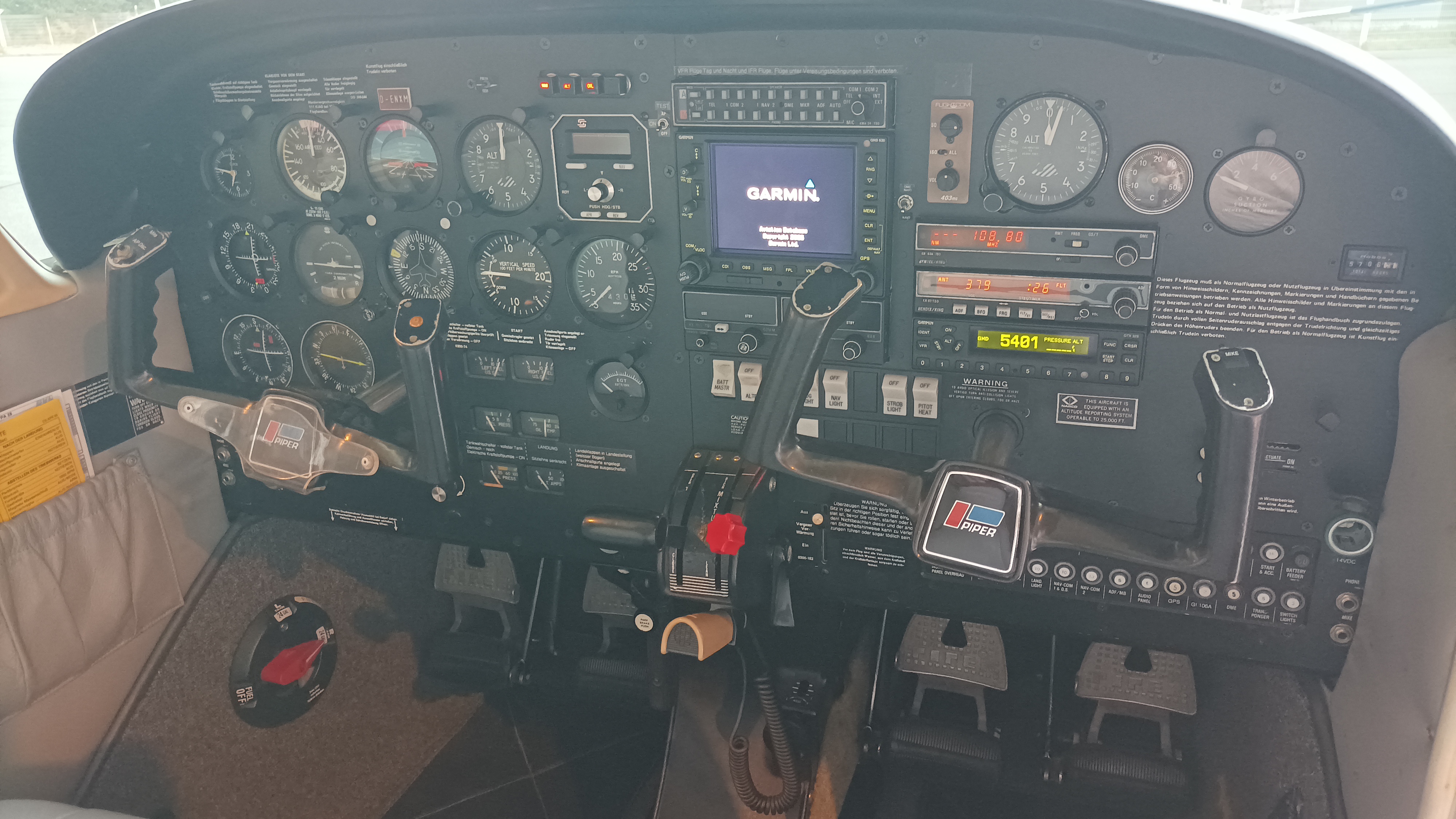 D-ENXM — poste de pilotage