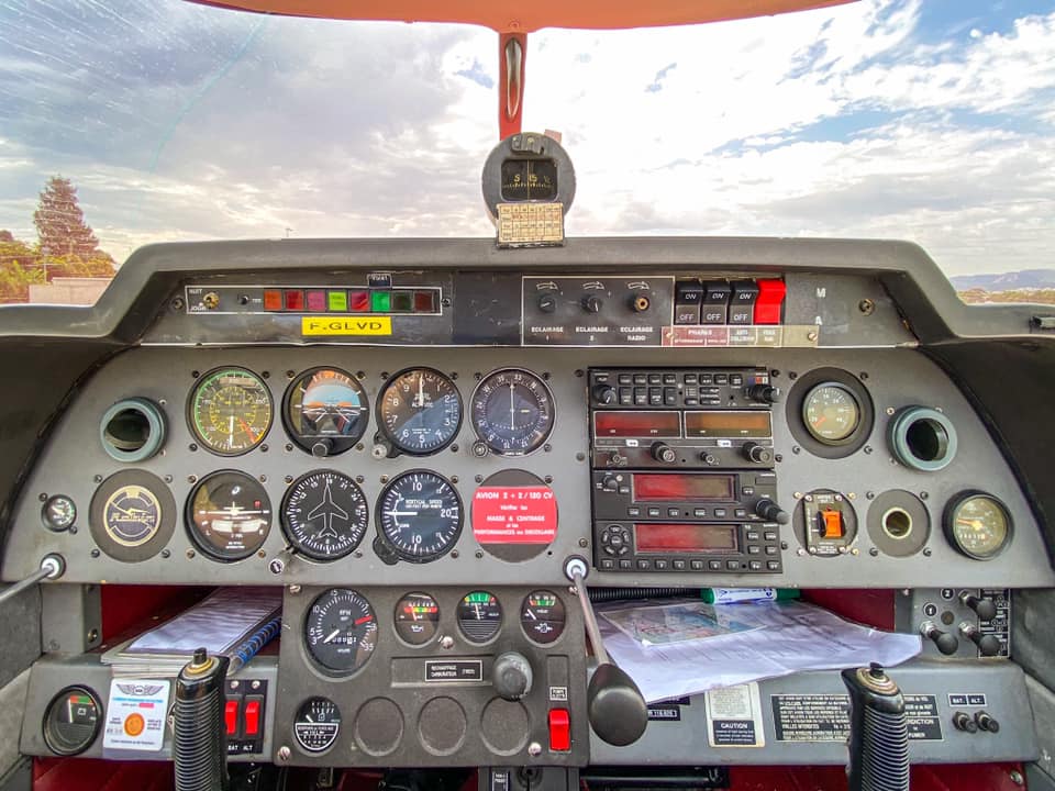 F-GLVD — poste de pilotage